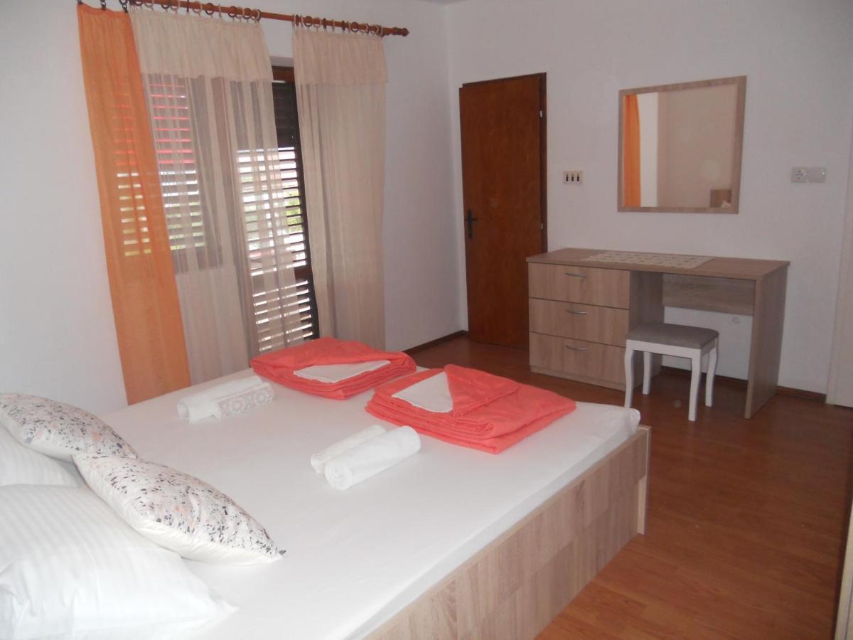 Apartment Supetarska Draga - Donja 5030A 외부 사진